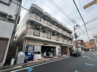 ウナロ－ザ長岡の物件外観写真